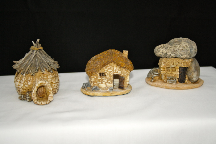 Nemasis  Minature house