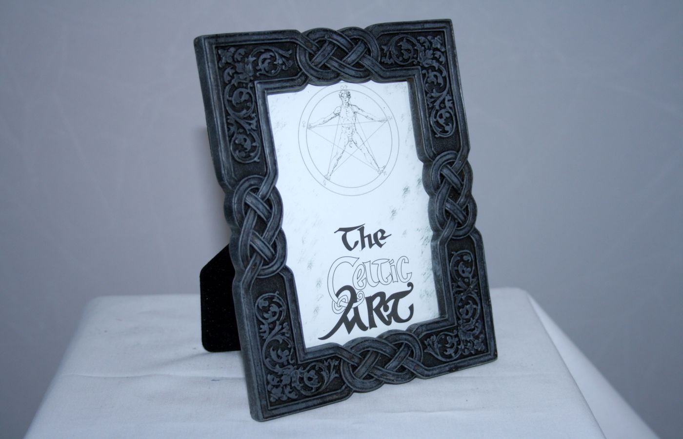 Celtic Design Grey 3.5x5in