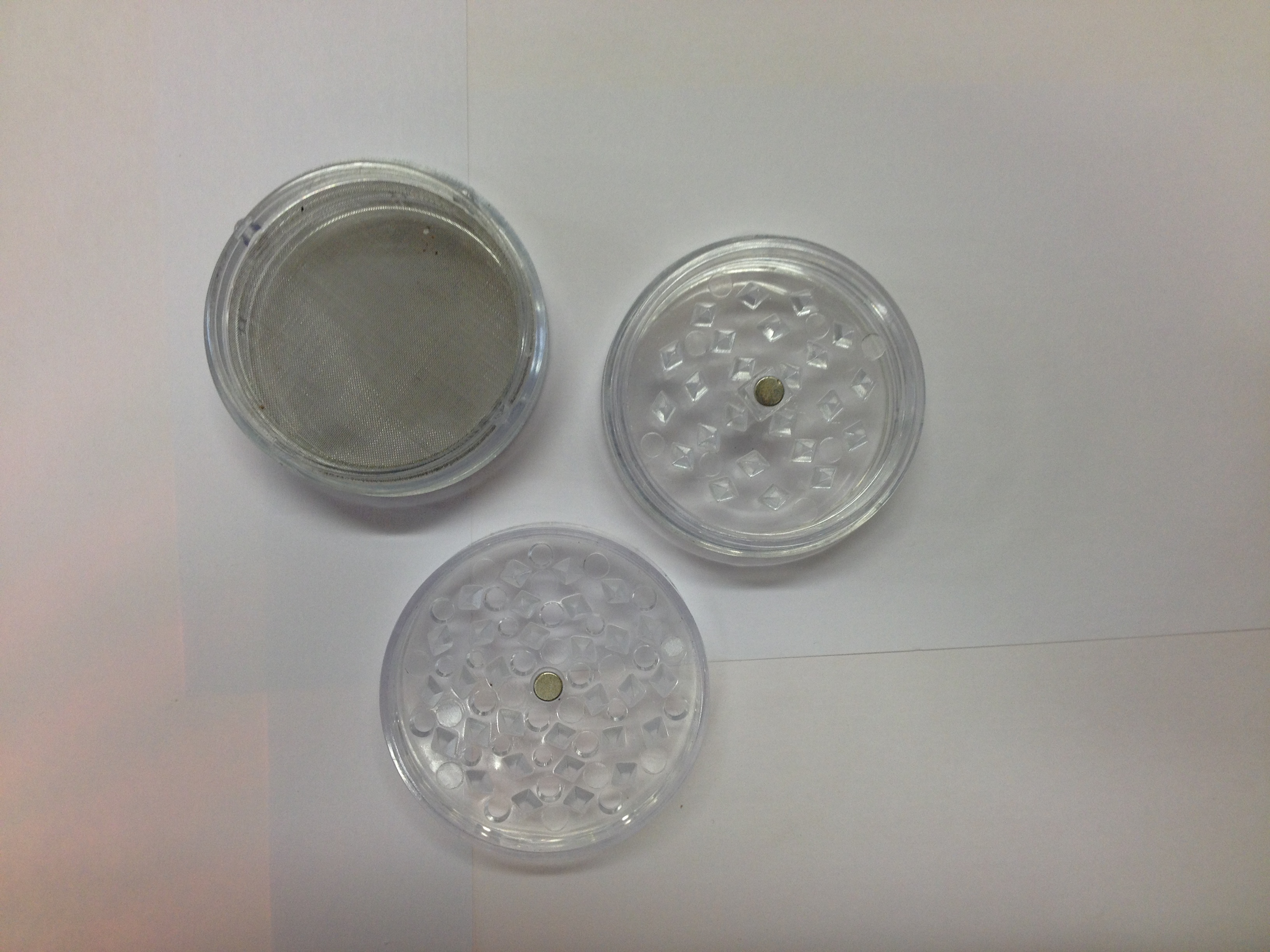 5 Part Plastic Grinder with Crystal Catcher
